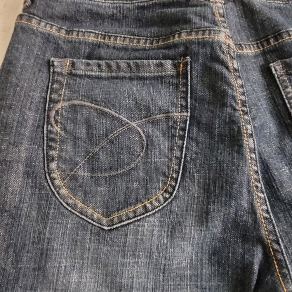 Chico's Platinum Women's Jeans Size .5 Reg (6 Small) - Picture 6 of 9